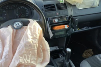 Serrure arriere gauche VOLKSWAGEN POLO 4
