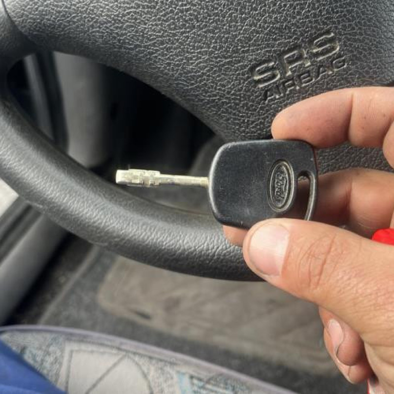 Retroviseur droit FORD FIESTA 4 Photo n°14