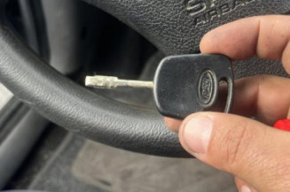 Retroviseur gauche FORD FIESTA 4