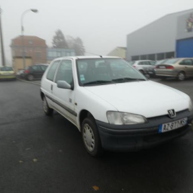 Ceinture avant droit PEUGEOT 106 Photo n°5