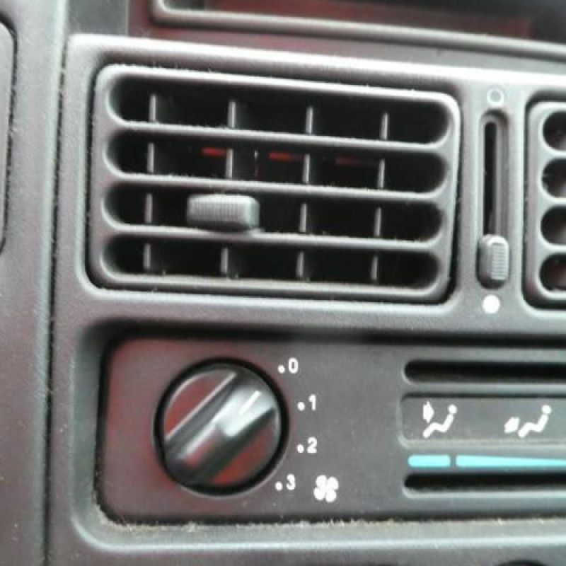 Ceinture avant droit PEUGEOT 106 Photo n°6