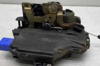 Serrure avant droit SKODA FABIA 1