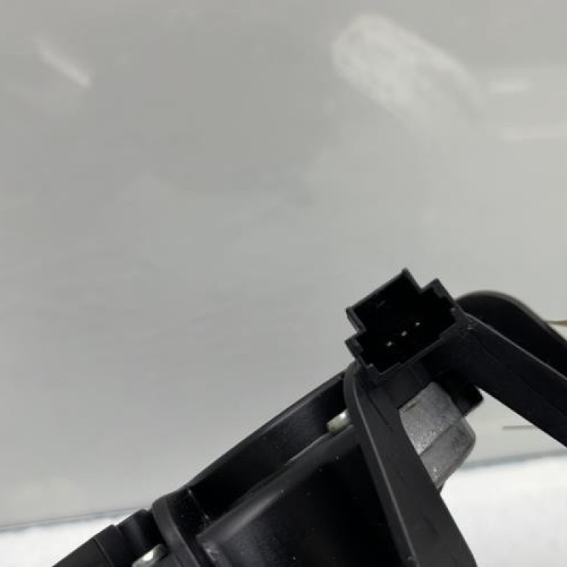 Moteur essuie glace arriere RENAULT SCENIC 3 Photo n°6