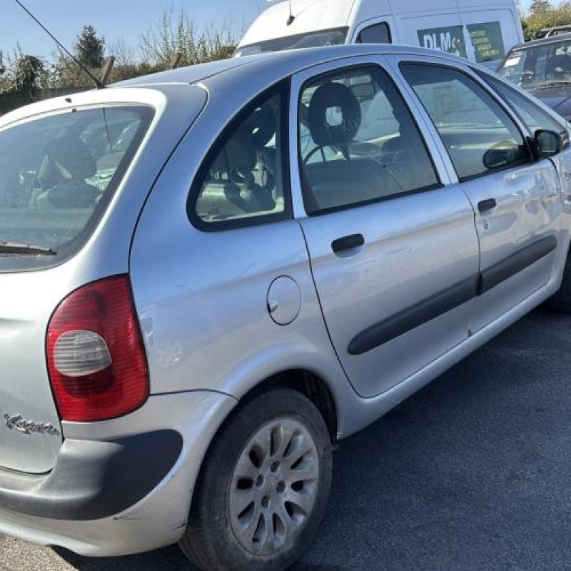 Moteur essuie glace arriere CITROEN XSARA PICASSO Photo n°9