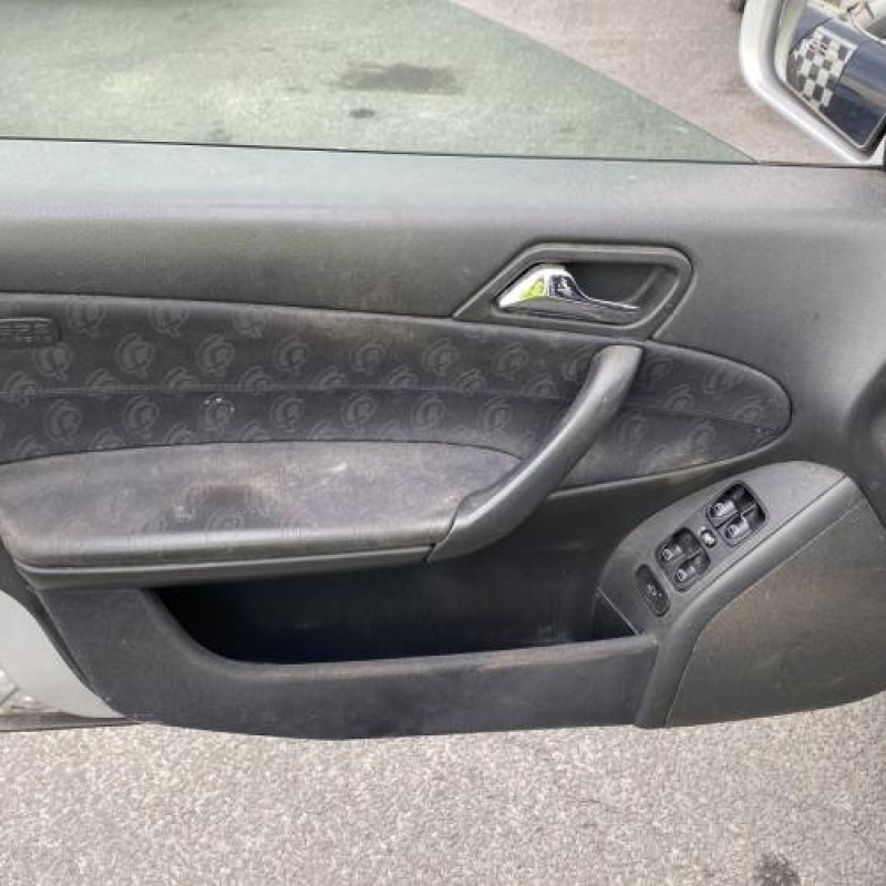 Interrupteur de leve vitre avant gauche MERCEDES CLASSE C 203 Photo n°14