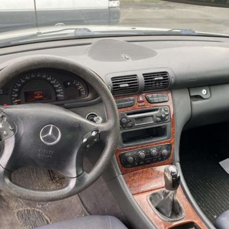 Interrupteur de leve vitre avant gauche MERCEDES CLASSE C 203 Photo n°19
