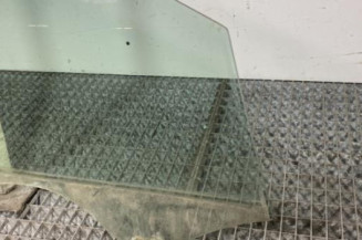 Vitre avant droit VOLKSWAGEN POLO 5