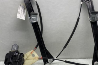 Leve vitre electrique avant droit VOLKSWAGEN POLO 5 Photo n°1