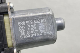 Leve vitre electrique avant droit VOLKSWAGEN POLO 5