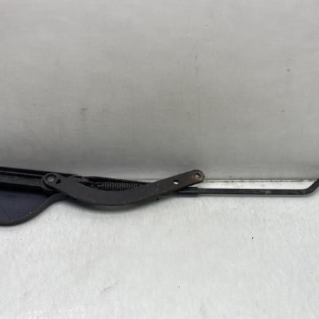 Bras essuie glace avant droit MERCEDES CLASSE C 203