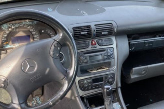 Bras essuie glace avant droit MERCEDES CLASSE C 203