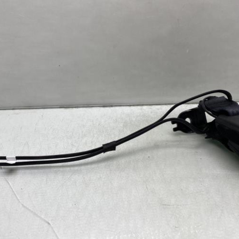 Attache ceinture arriere droit OPEL CORSA F Photo n°1