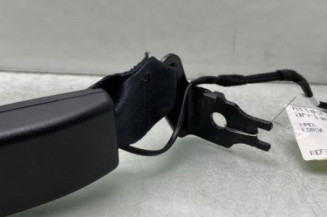 Attache ceinture arriere gauche OPEL CORSA F Photo n°1