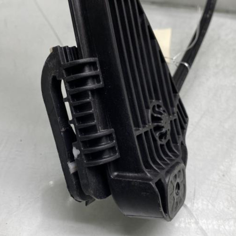 Leve vitre electrique avant droit OPEL CORSA F Photo n°6
