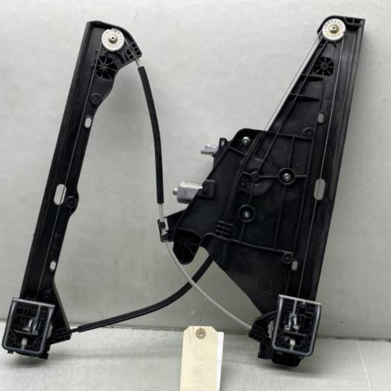 Leve vitre electrique avant gauche OPEL CORSA F Photo n°1