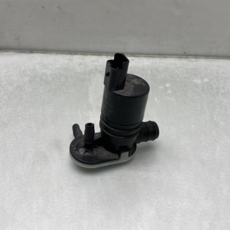 Pompe lave glace avant RENAULT CLIO 5 Photo n°2