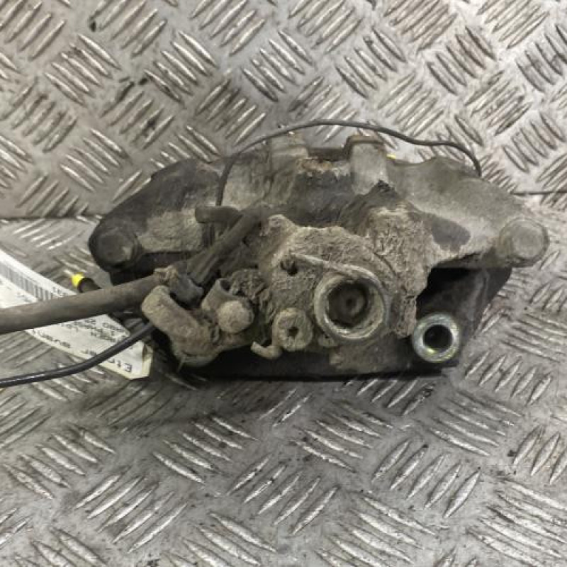 Etrier avant gauche (freinage) CITROEN C5 1 Photo n°3