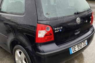 Serrure avant droit VOLKSWAGEN POLO 4