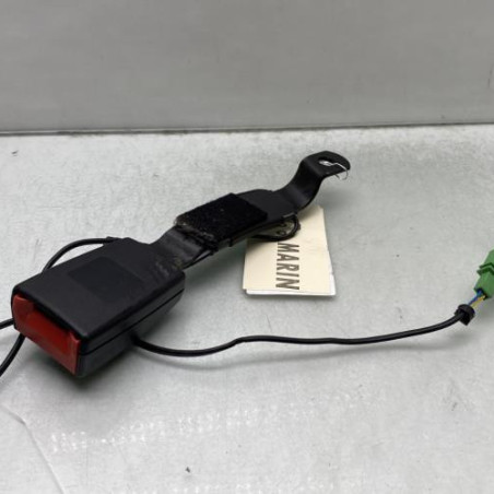 Attache ceinture avant gauche VOLKSWAGEN POLO 5