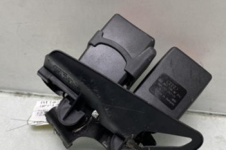 Attache ceinture arriere gauche AUDI A4 3