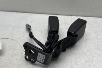 Attache ceinture arriere gauche RENAULT CLIO 4