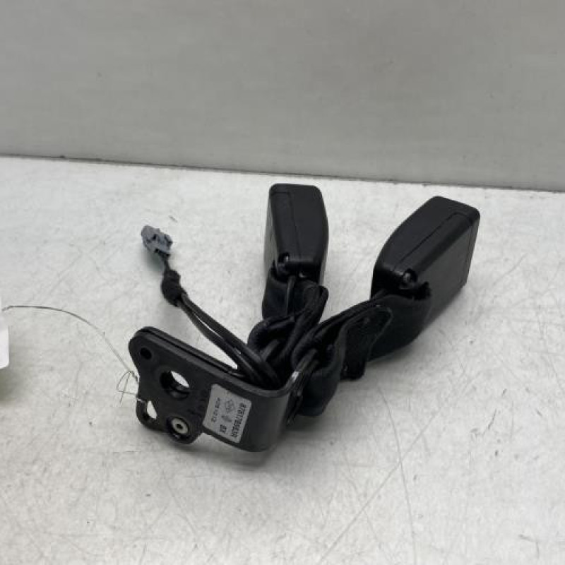 Attache ceinture arriere gauche RENAULT CLIO 4 Photo n°4