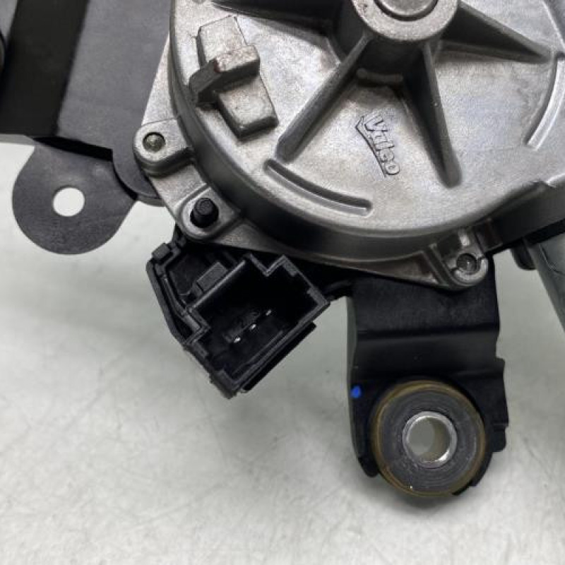 Moteur essuie glace arriere RENAULT CLIO 4 Photo n°3