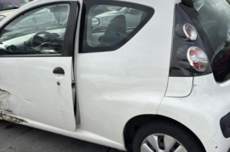 Poignee porte avant gauche CITROEN C1 1
