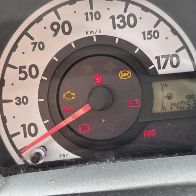 Renfort pare choc arriere (traverse) CITROEN C1 1 Photo n°6