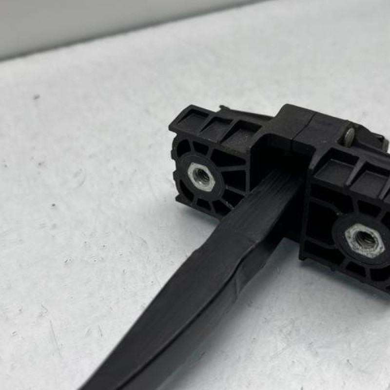 Arret de porte arriere droit VOLKSWAGEN GOLF 7 Photo n°3