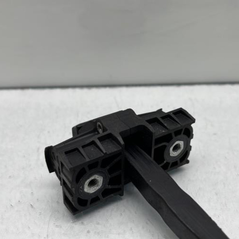Arret de porte arriere gauche VOLKSWAGEN GOLF 7 Photo n°3