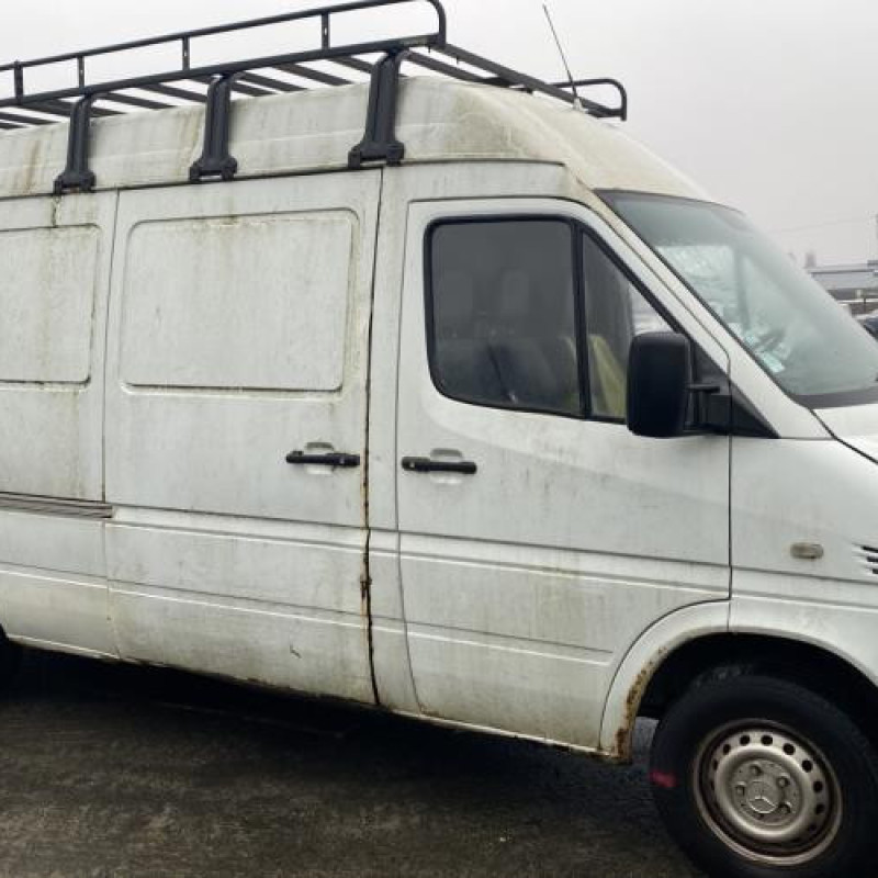 Custode avant gauche (porte) MERCEDES SPRINTER 1 Photo n°11