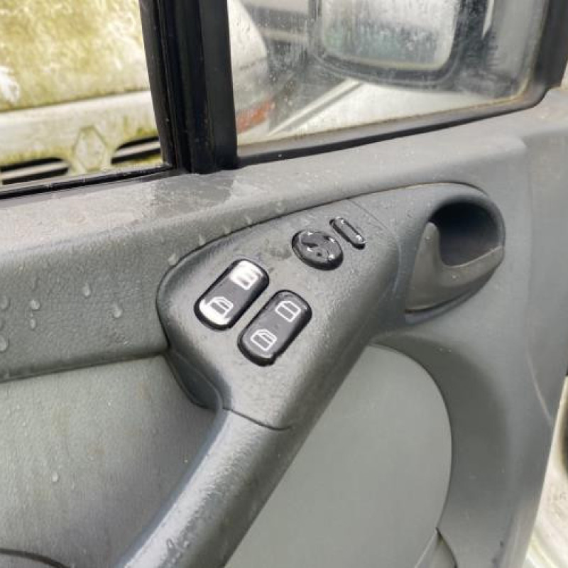Custode avant gauche (porte) MERCEDES SPRINTER 1 Photo n°14