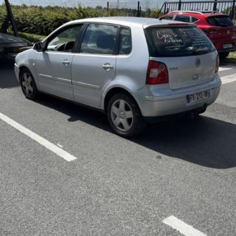 Serrure avant droit VOLKSWAGEN POLO 4 Photo n°6