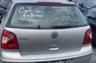 Serrure avant droit VOLKSWAGEN POLO 4