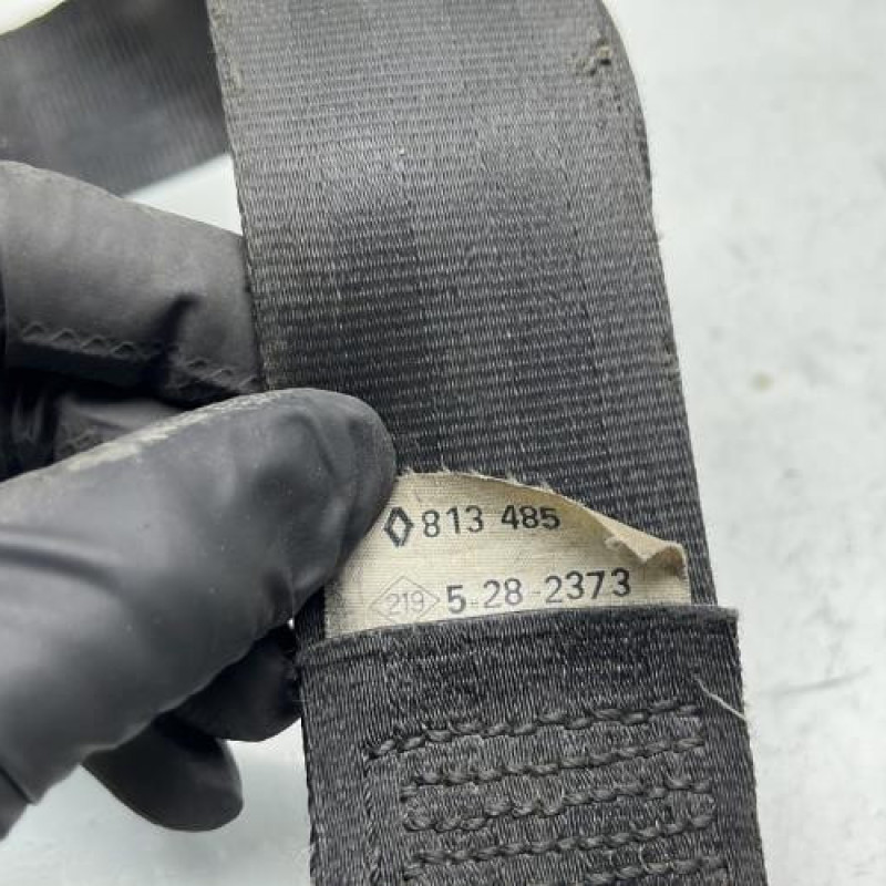Attache ceinture avant droit RENAULT TRAFIC 1 Photo n°5