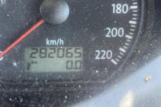 Serrure avant droit VOLKSWAGEN POLO 4