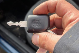 Feu arriere principal gauche (feux) RENAULT LAGUNA 1