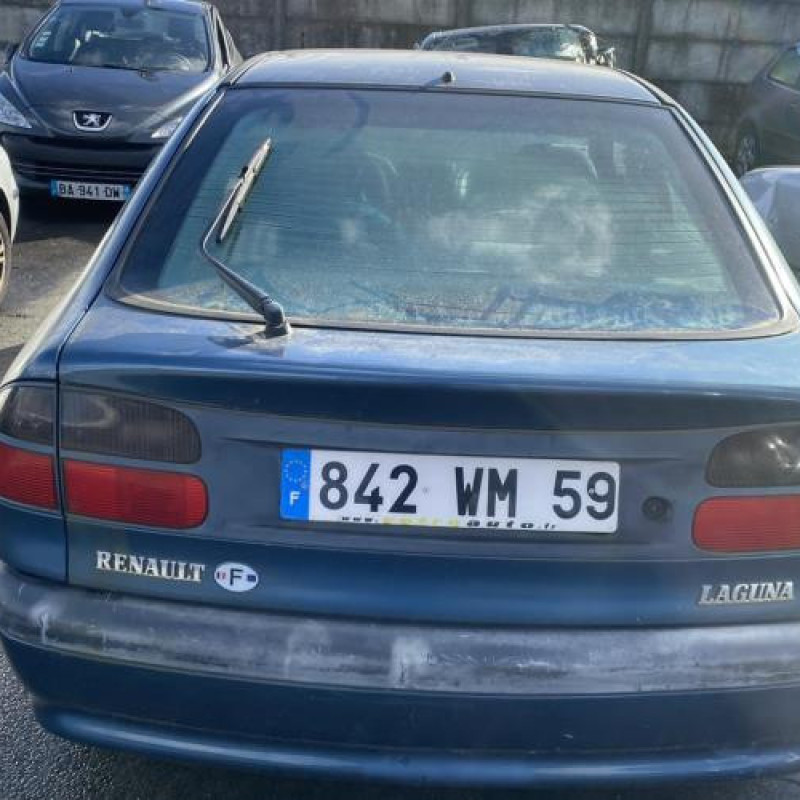 Feu arriere principal gauche (feux) RENAULT LAGUNA 1 Photo n°7