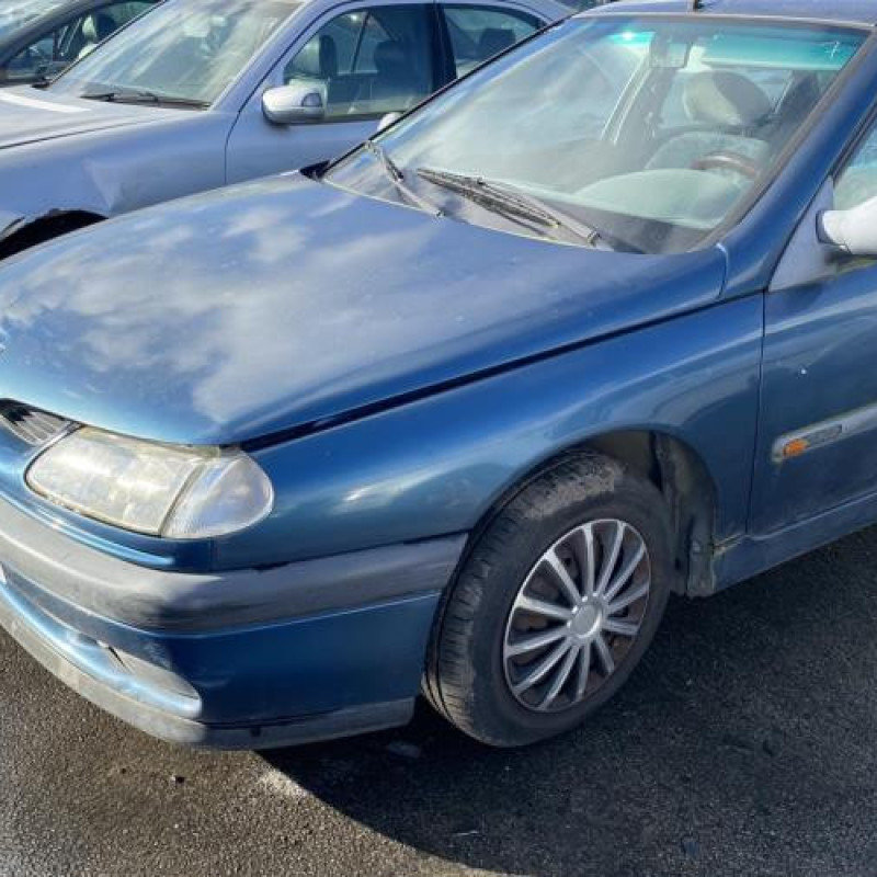 Feu arriere principal gauche (feux) RENAULT LAGUNA 1 Photo n°8