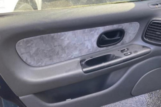 Feu arriere principal gauche (feux) RENAULT LAGUNA 1