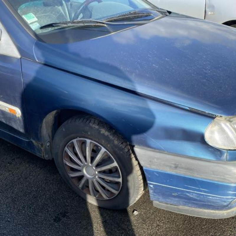 Poignee porte avant gauche RENAULT LAGUNA 1 Photo n°15