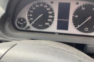 Pare choc arriere MERCEDES CLASSE B 245