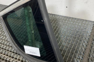 Custode arriere droit (porte) PEUGEOT 3008 1