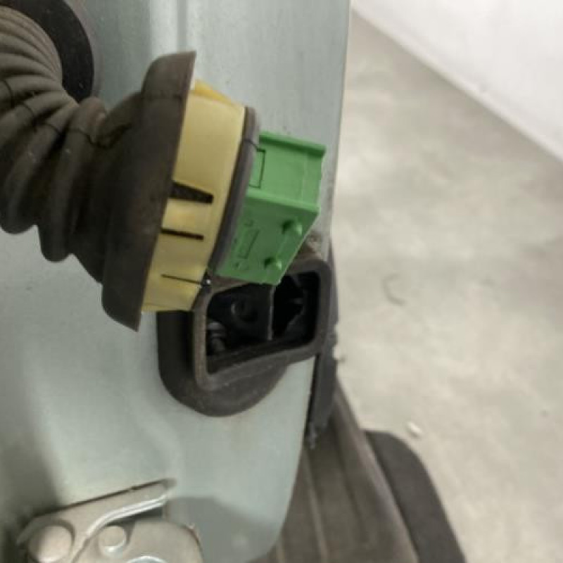 Porte arriere droit CITROEN C4 2 Photo n°4