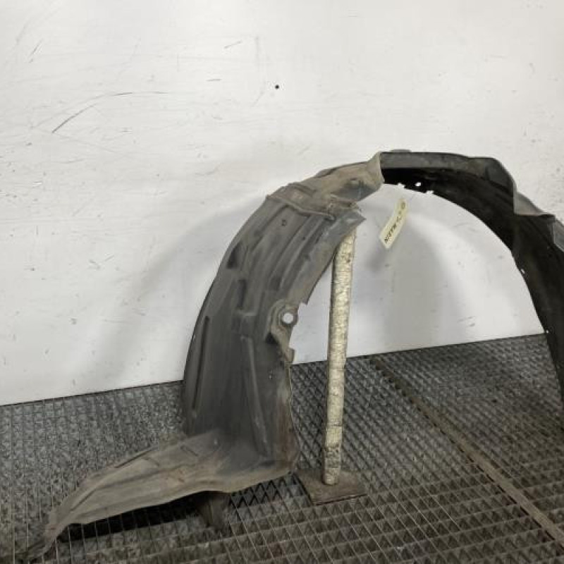 Pare boue avant droit MAZDA 5 1 Photo n°3