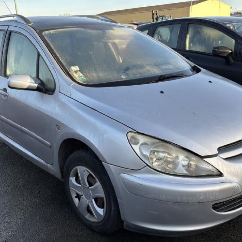 Pare choc avant PEUGEOT 307 Photo n°8