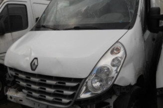 Charniere de porte avant droit RENAULT MASTER 3 Photo n°1