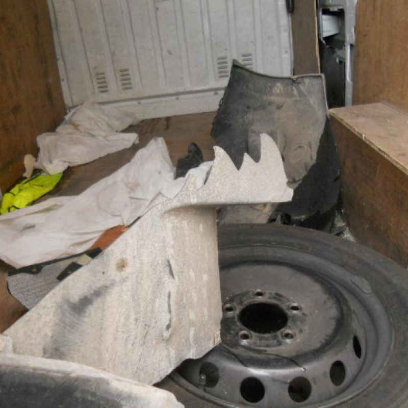 Charniere de porte avant droit RENAULT MASTER 3 Photo n°7