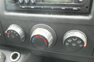 Charniere de porte avant droit RENAULT MASTER 3